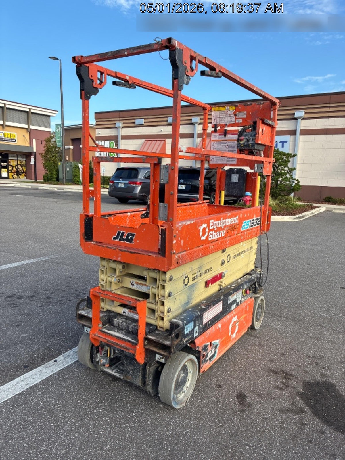 2023 JLG ES1932