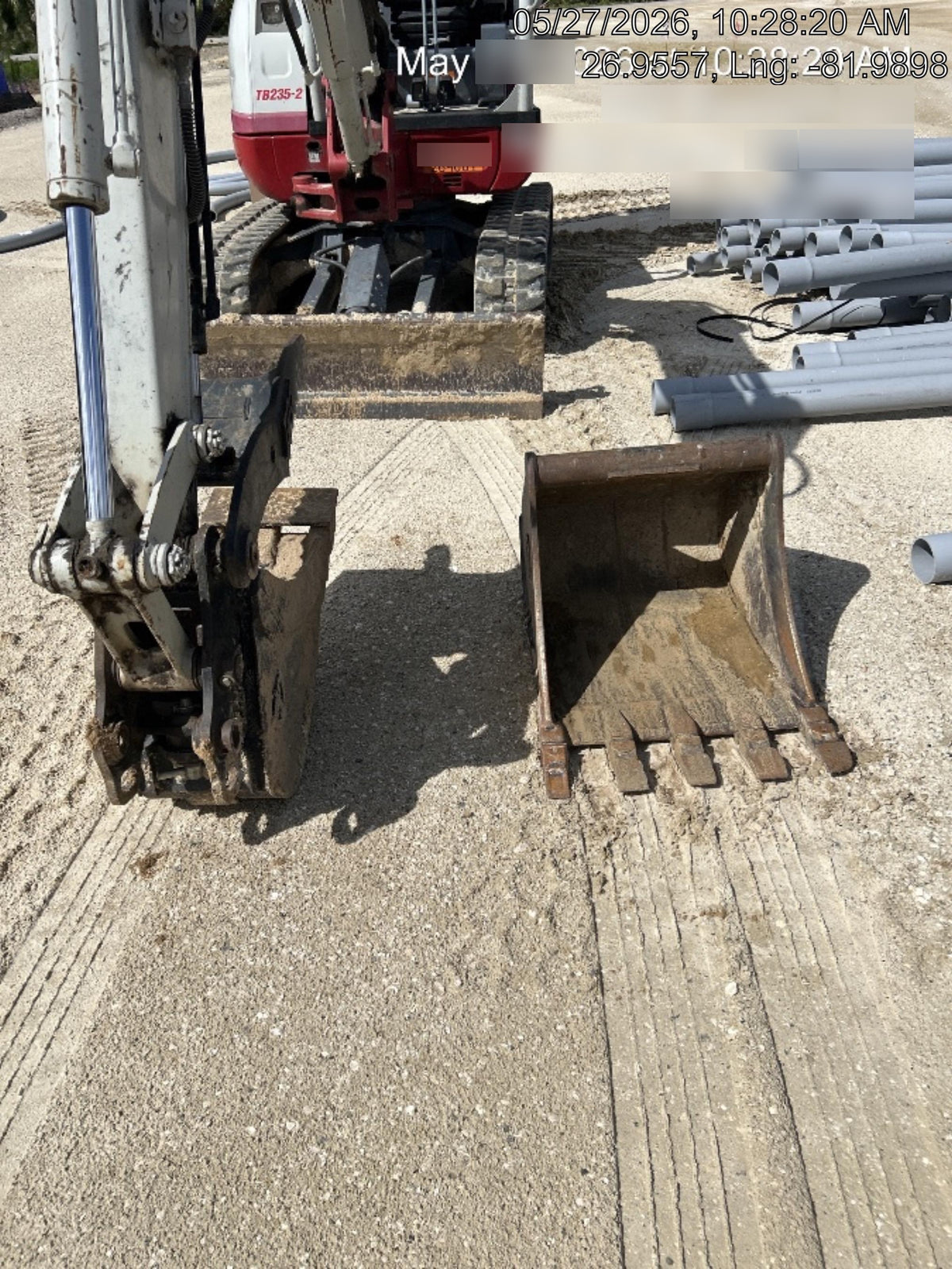 2022 TAKEUCHI TB235-2R