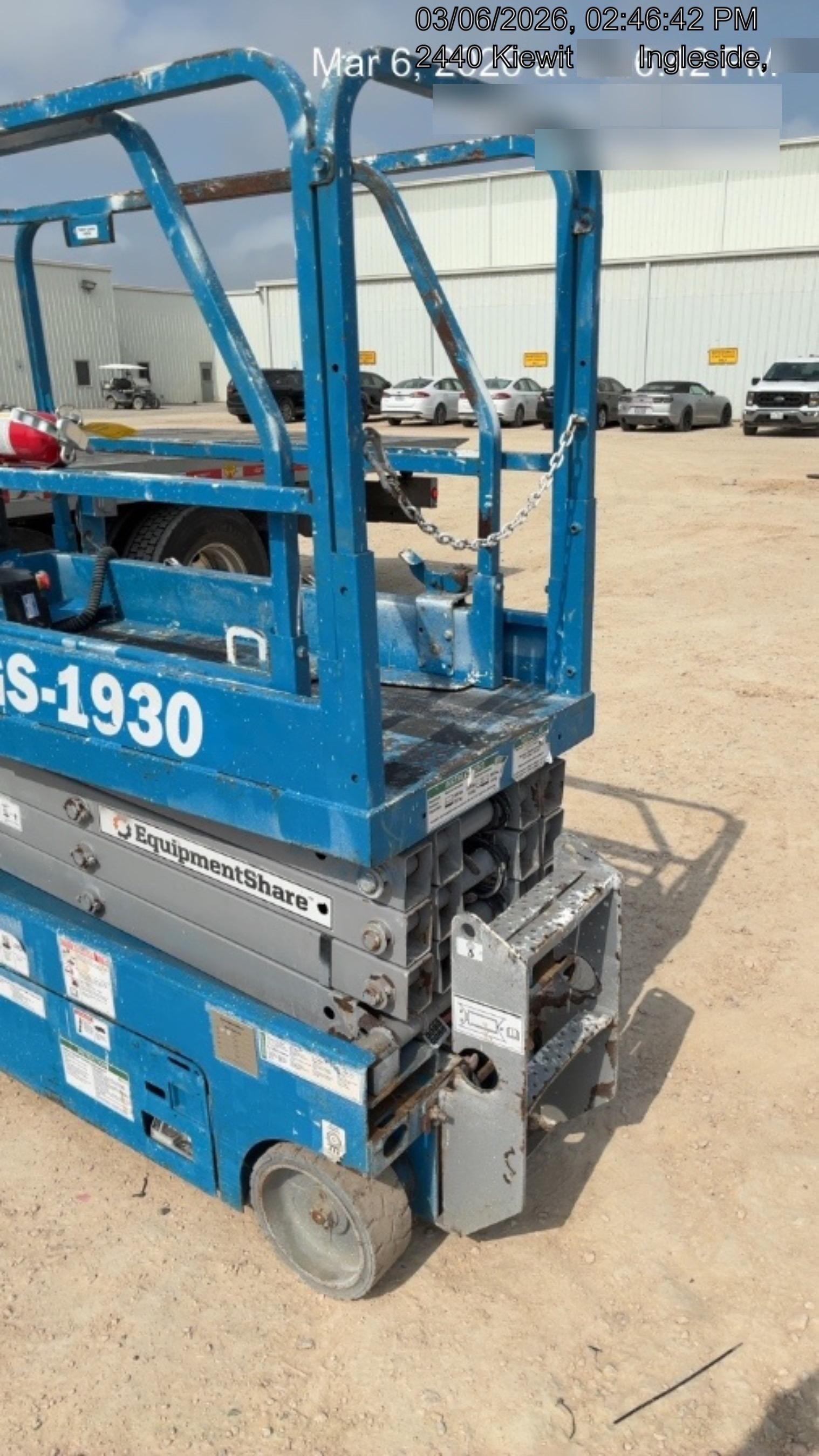 2017 Genie GS-1930 Genie GS-1930 Lift w/Fixed Rail and Chain Entry