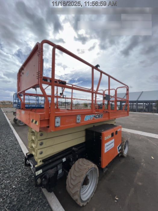 2021 JLG ERT4069