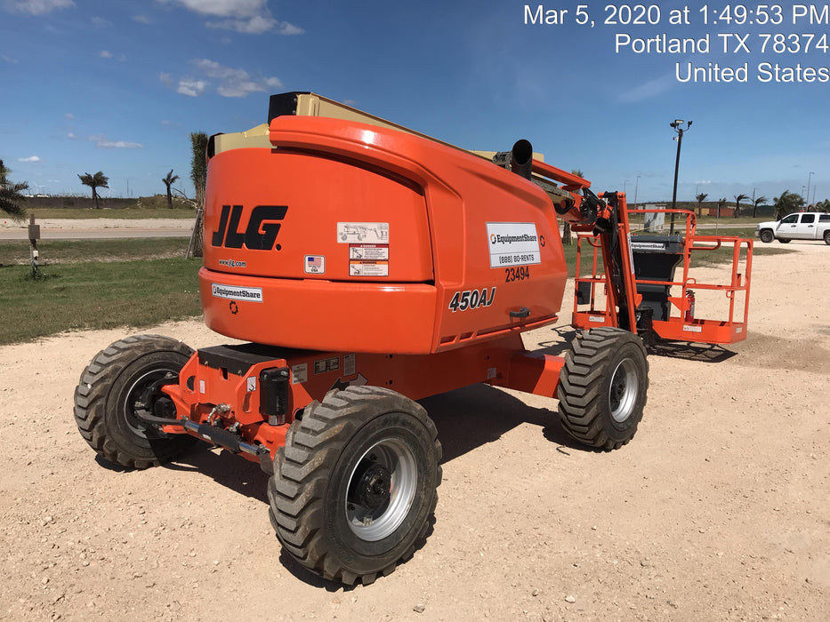 2019 JLG 450AJ