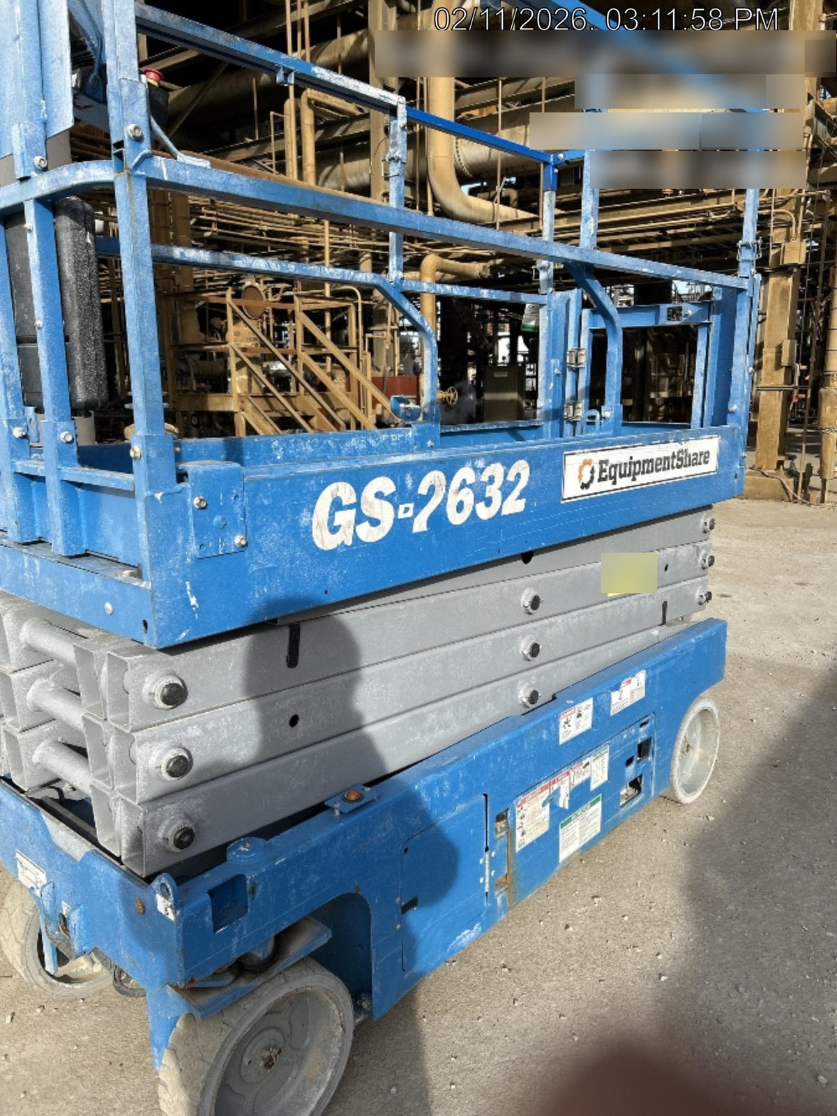 2019 Genie GS-2632 Folding rails with half height swing gate