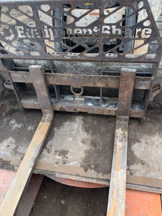 2021 PALADIN 48" Pallet Forks - Paladin