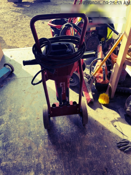 2023 HILTI TE 3000-AVR
