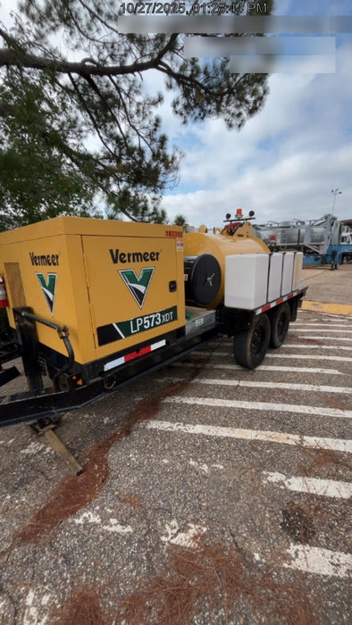 2021 VAC-TRON LP573XDT