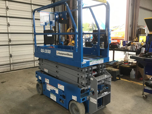 2019 Genie GS-1930 Fixed rails with chain Entry