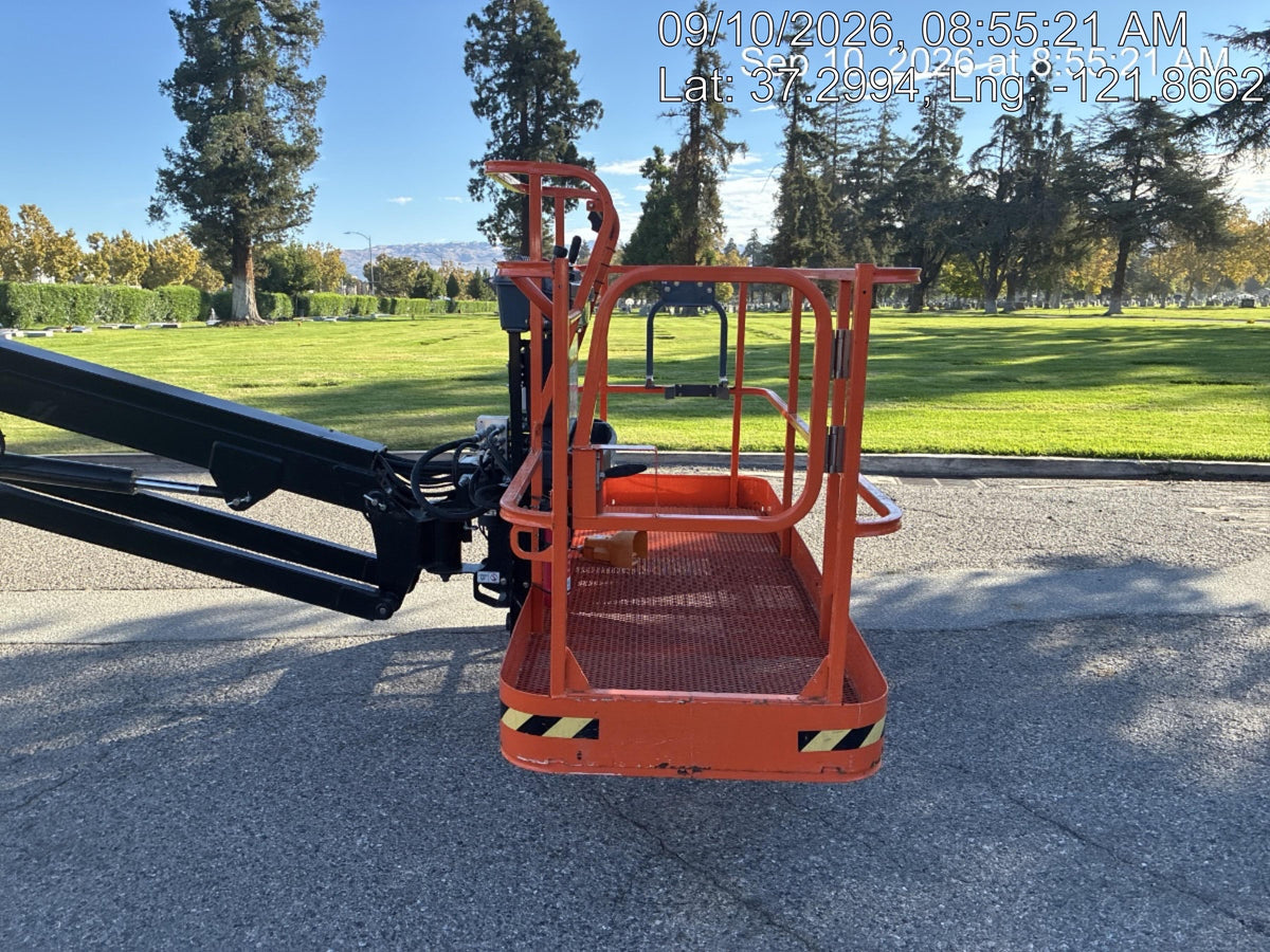 2025 JLG 660SJ