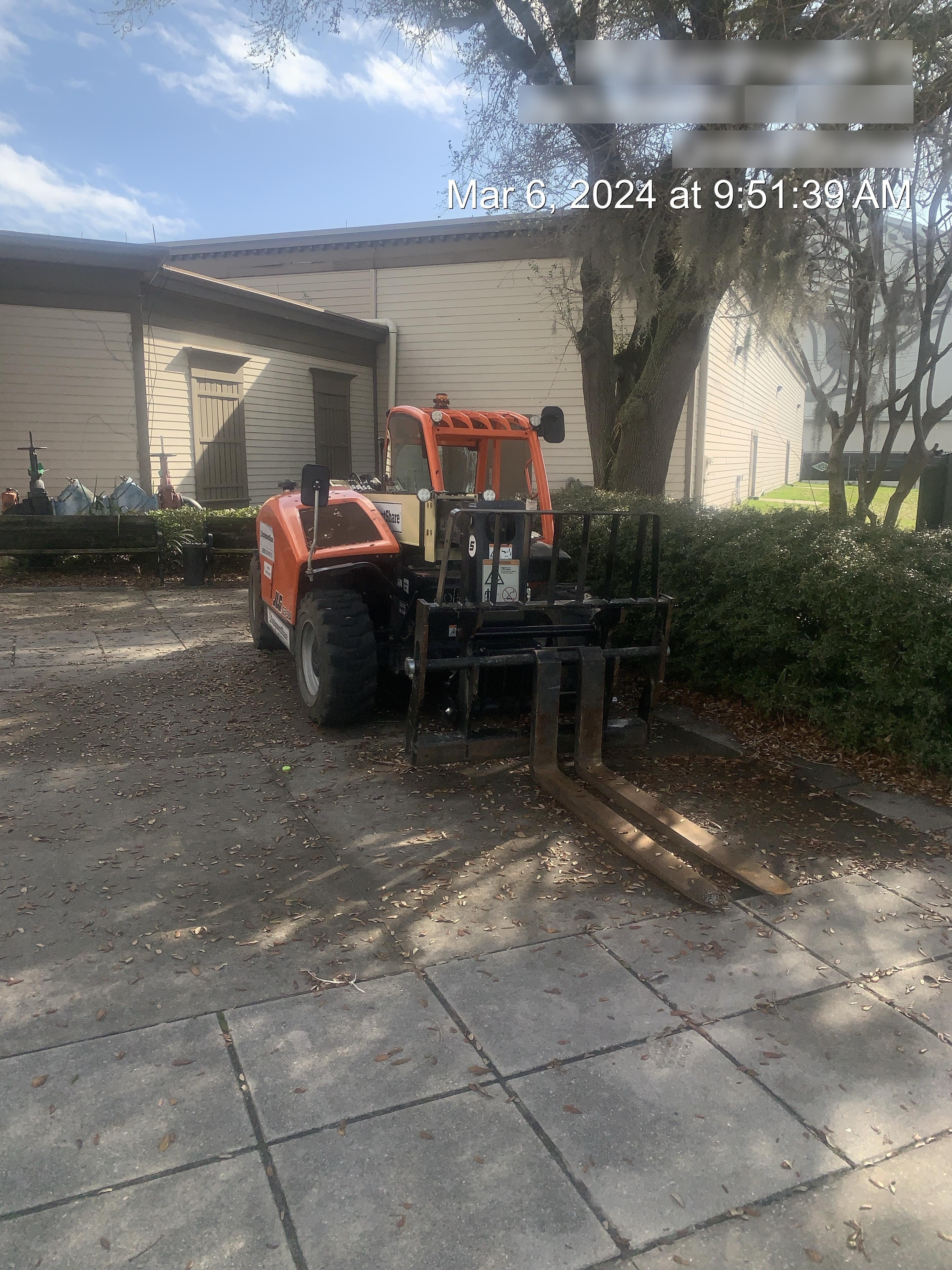 2022 JLG G5-18A