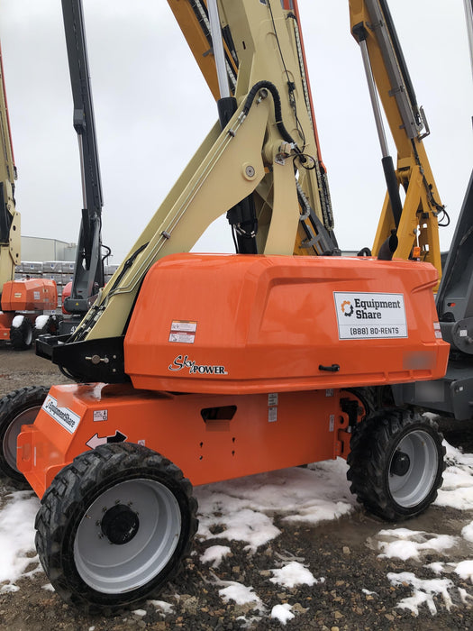 2019 JLG 660SJ