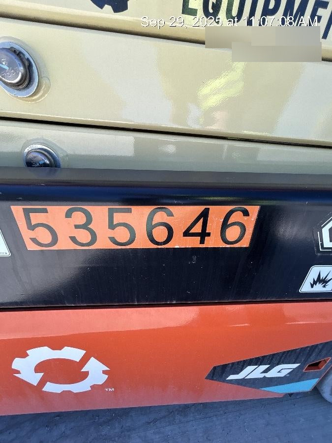 2025 JLG ES1932