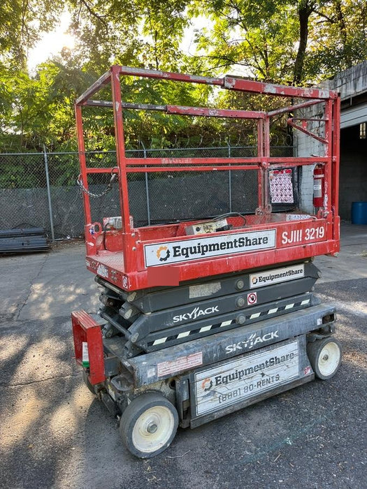 2019 Skyjack SJIII-3219 Standard Options, Trojan Batteries