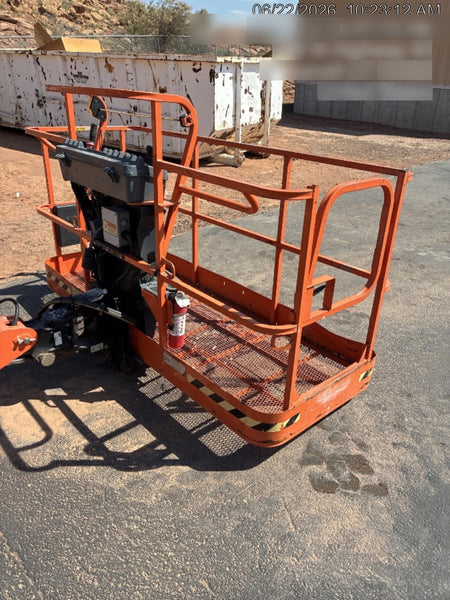 2021 JLG 400S