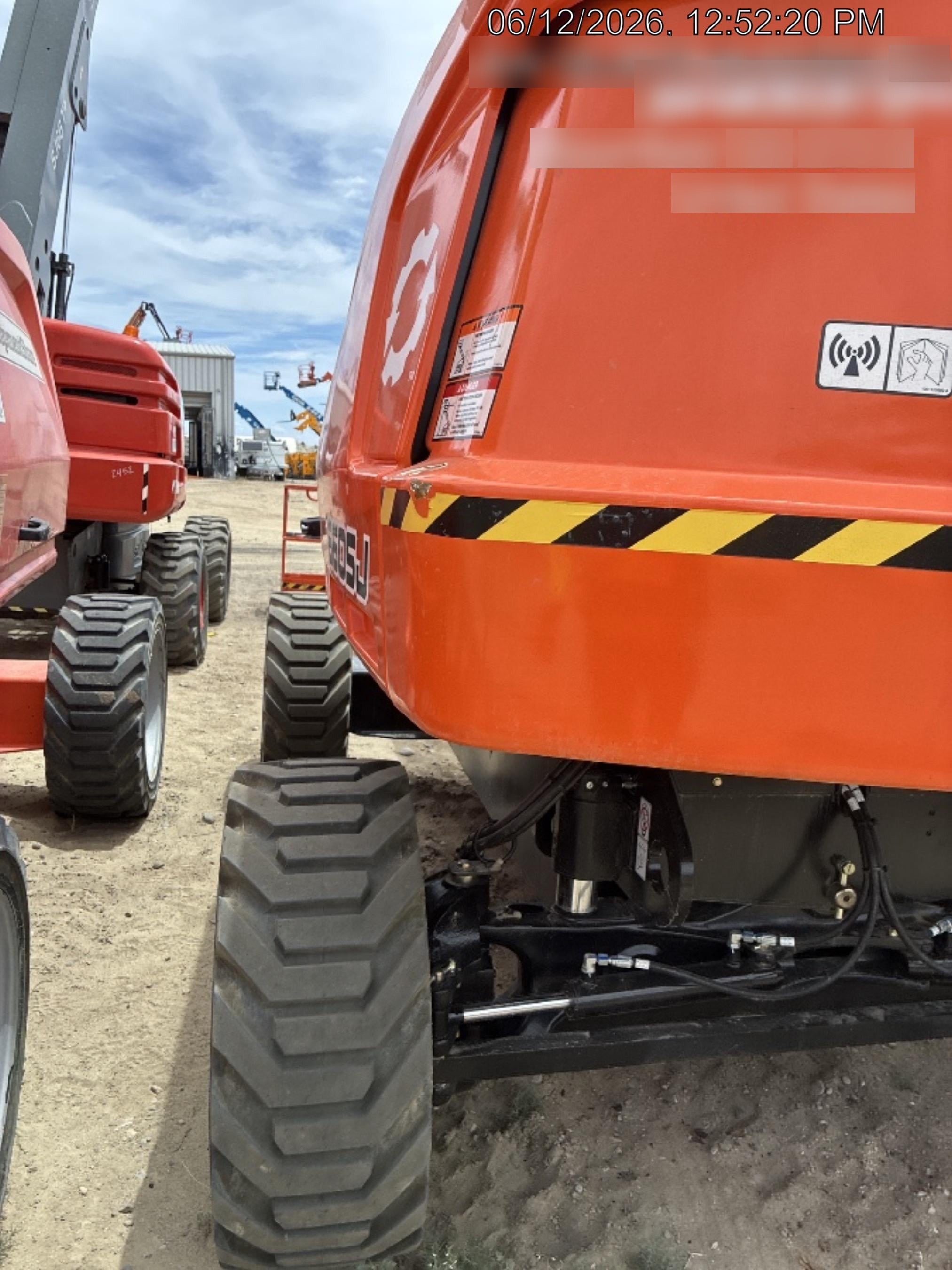 2025 JLG 660SJ
