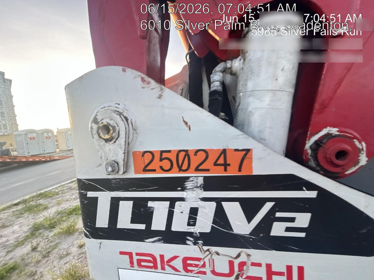 2022 TAKEUCHI TL10V2-CR