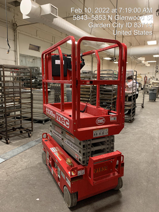 2020 MEC 1330SE Solid NM Tires, Steel Swing out Doors, LCS, Beacon, 900W Invertor