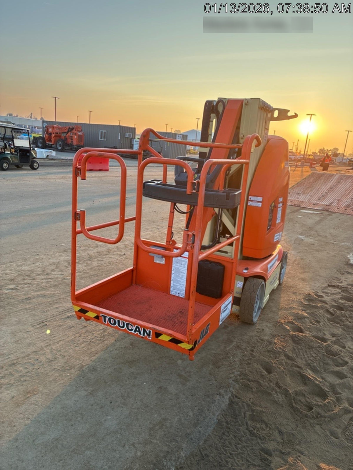 2021 JLG 26E