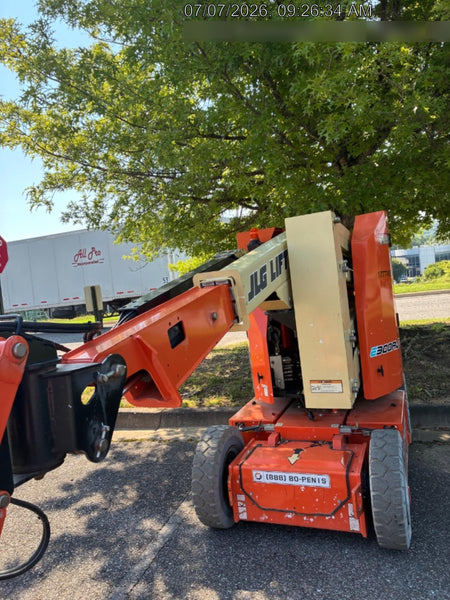 2021 JLG E300AJP