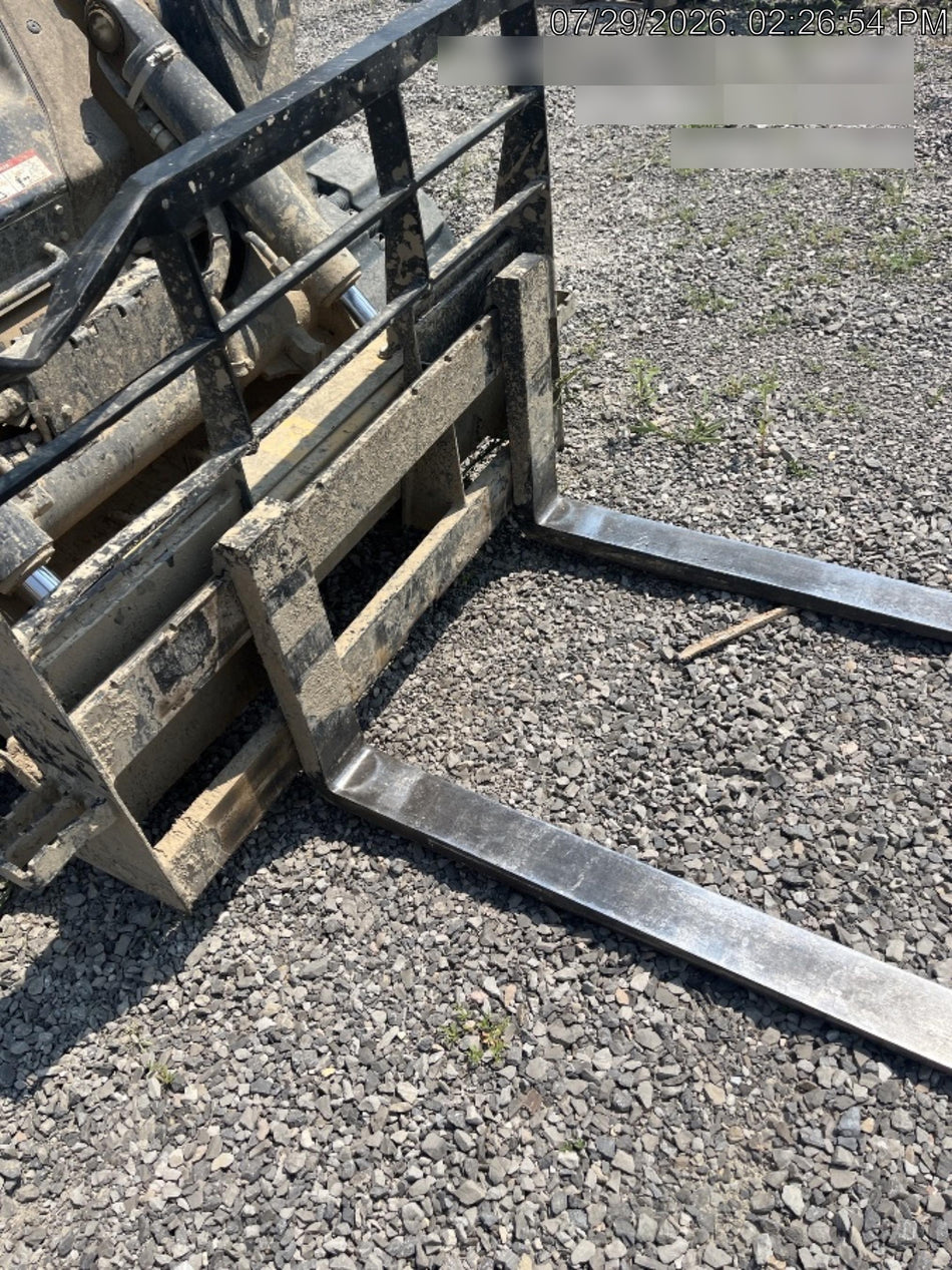 2022 PALADIN 48" Pallet Forks - Paladin