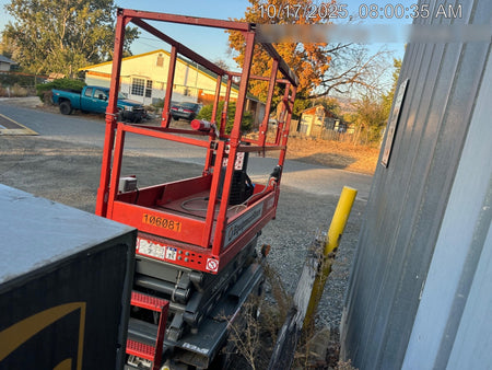 2020 Skyjack SJIII-3219 Solid NM Tires, Half height spring hinged entry gate, Dual Beacons, 800W Inverter