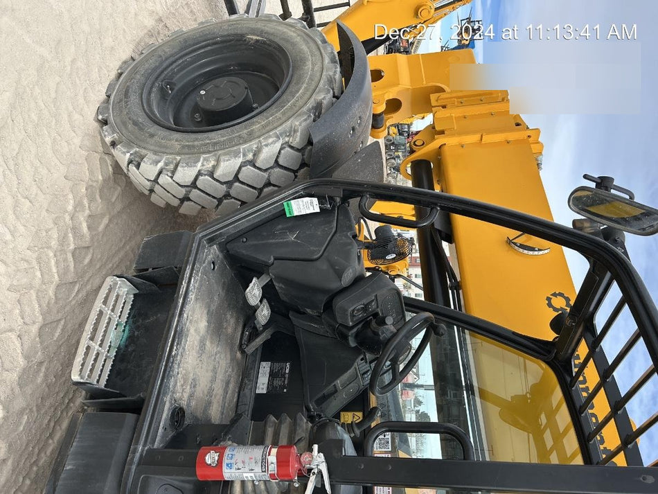 2023 JCB 510-56