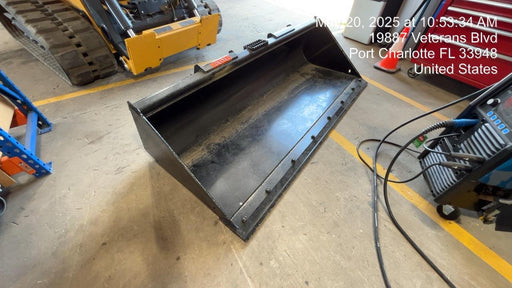 2025 JOHN DEERE 84" Bucket - John Deere