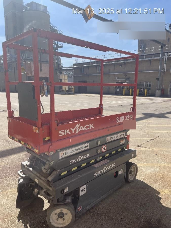 2016 Skyjack SJIII-3219 Standard Rental Specs