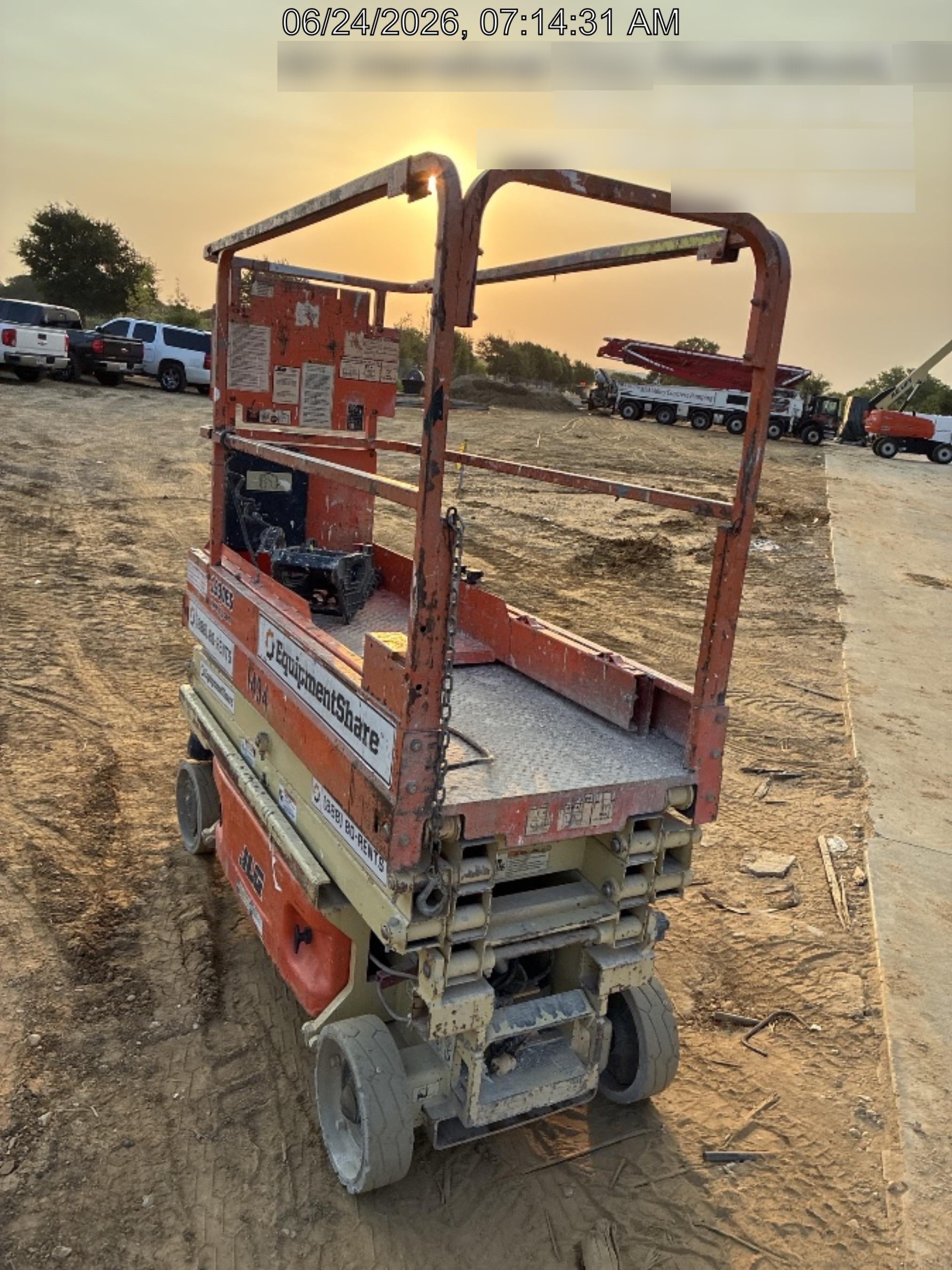 2016 JLG 1930ES