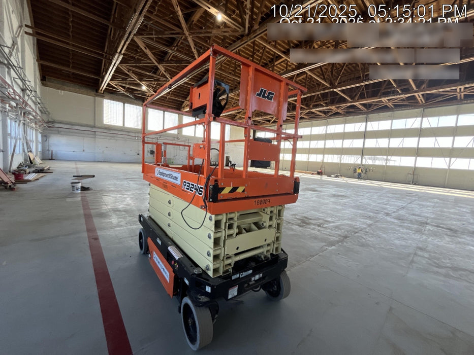 2021 JLG R3246