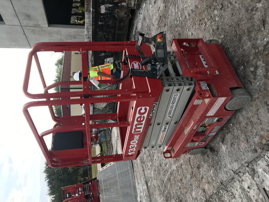 2019 MEC 1330SE MEC 1330SE w/ES Track Hardware, Full Extended 2 Year Warranty