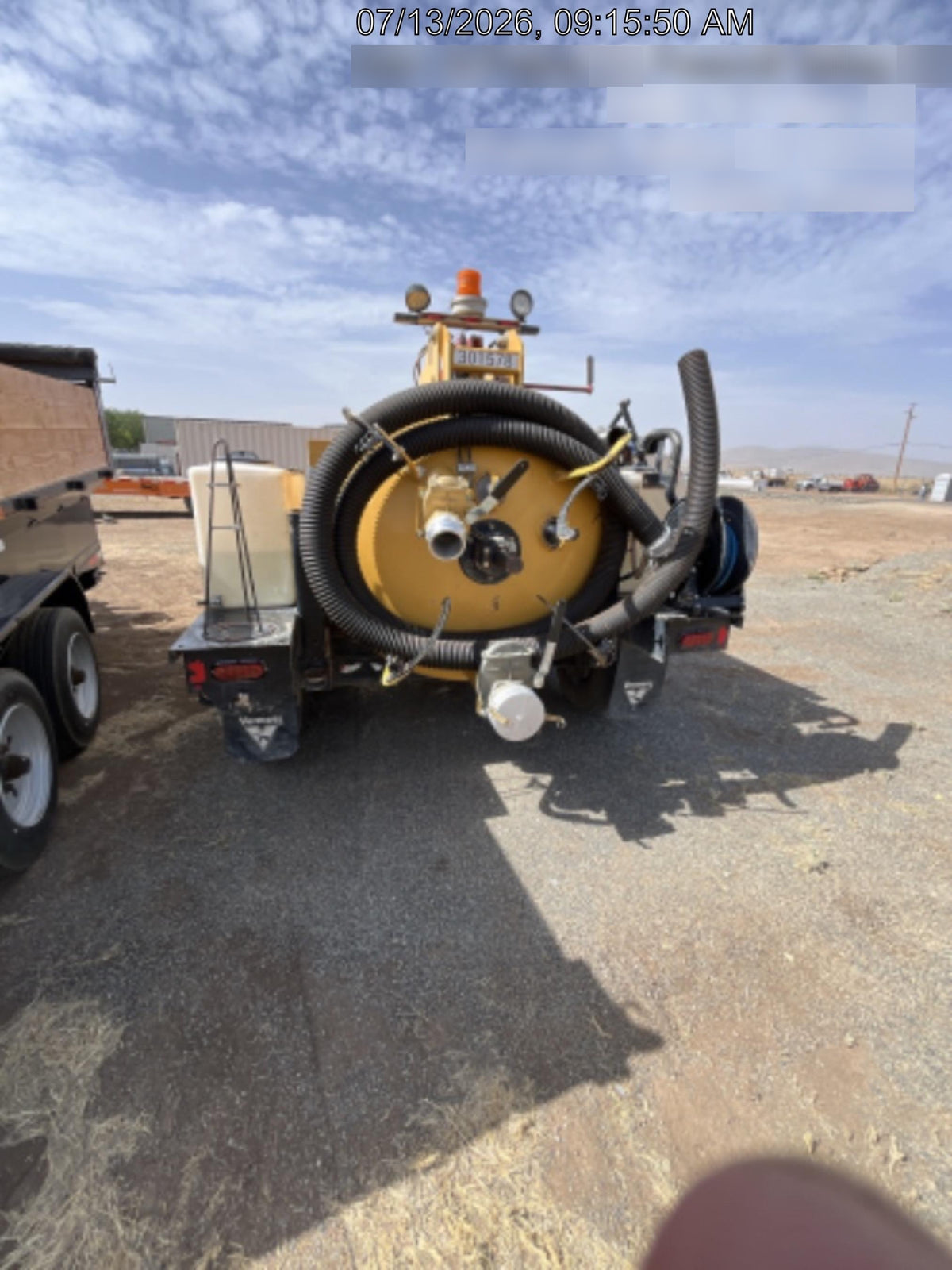 2023 VAC-TRON LP573XDT