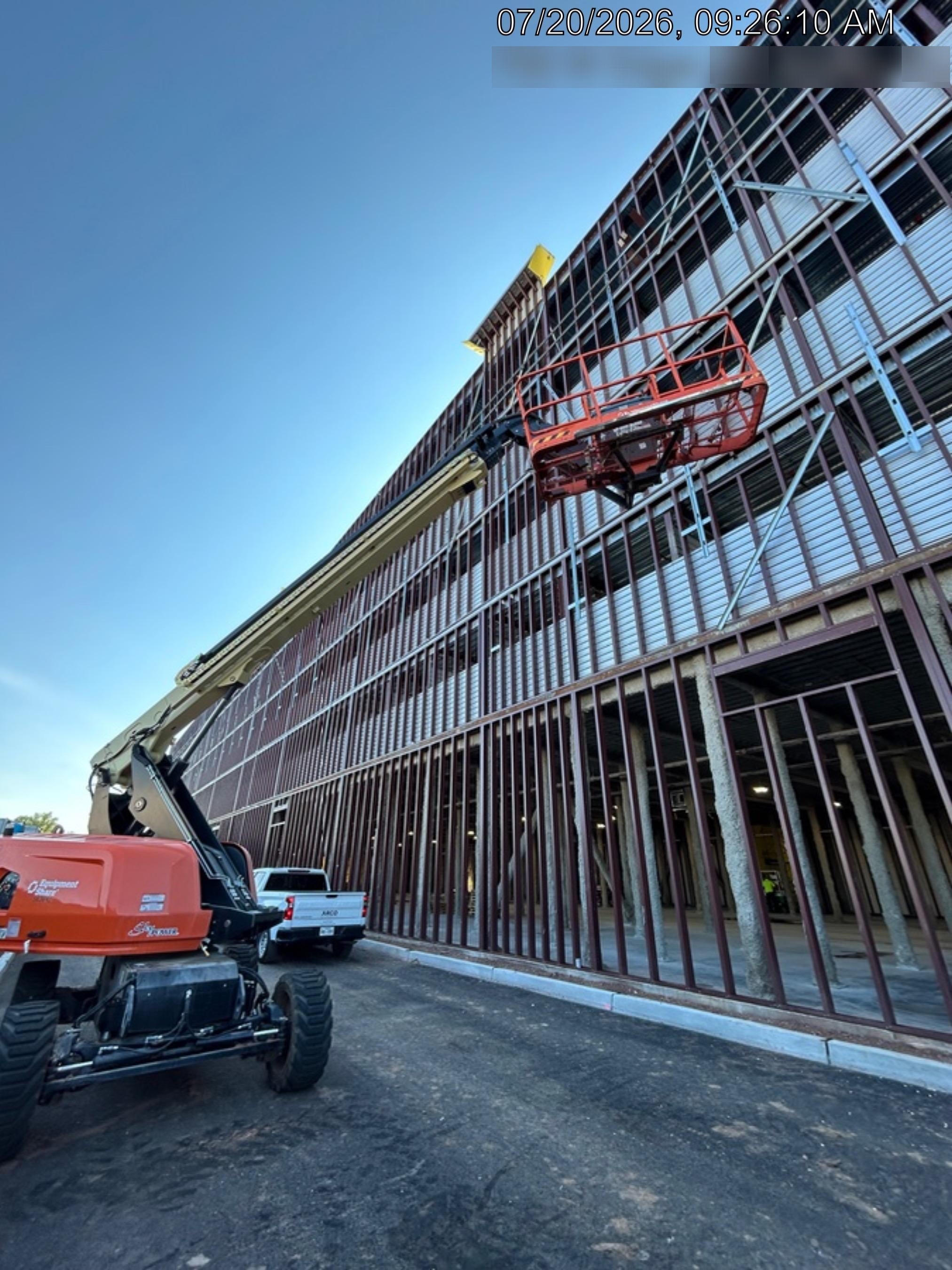 2025 JLG 660SJ