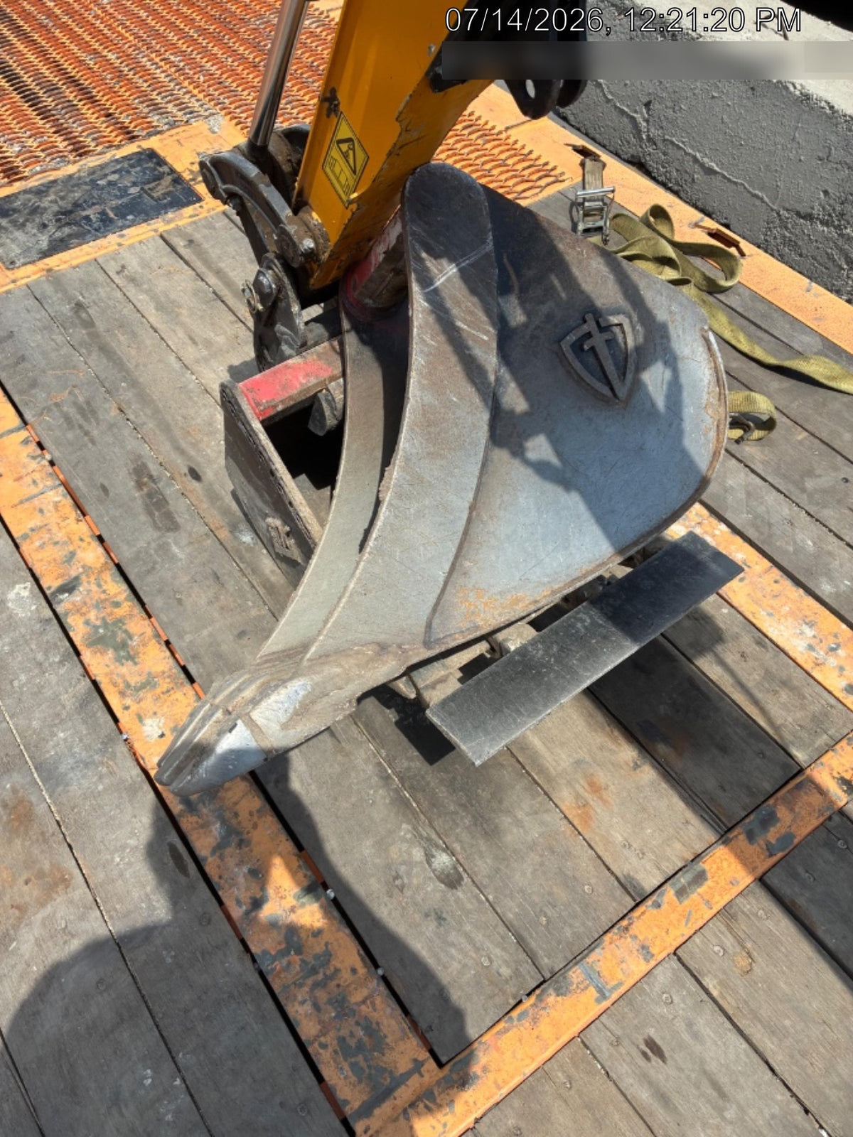 2023 TAG MANUFACTURING 18" HD Bucket - Tag