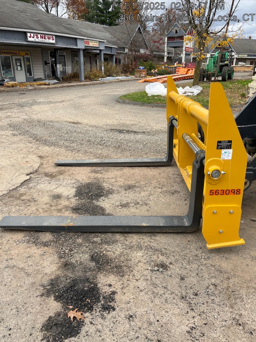 2025 JOHN DEERE 96" Loader Fork Carriage - John Deere