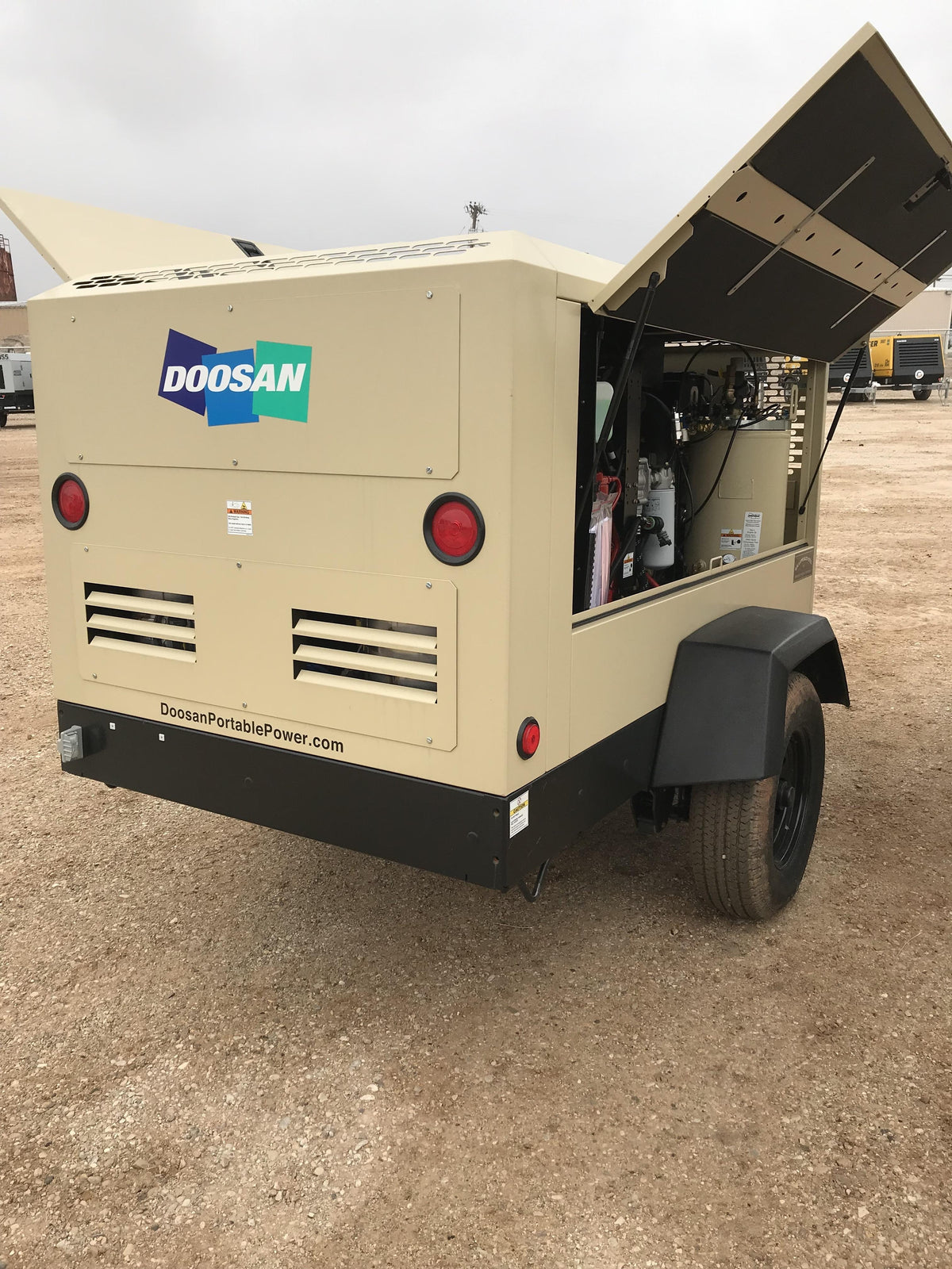 2019 DOOSAN P425/HP375WCU-T4F