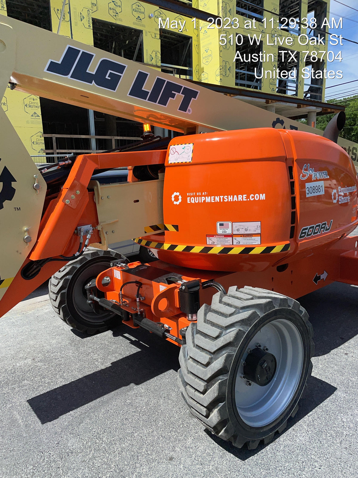 2023 JLG 600AJ