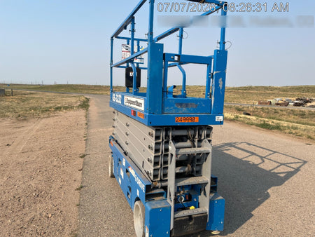 2022 GENIE GS-3232