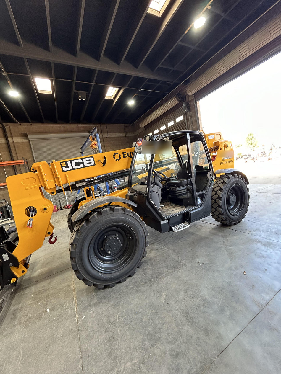 2025 JCB 509-42