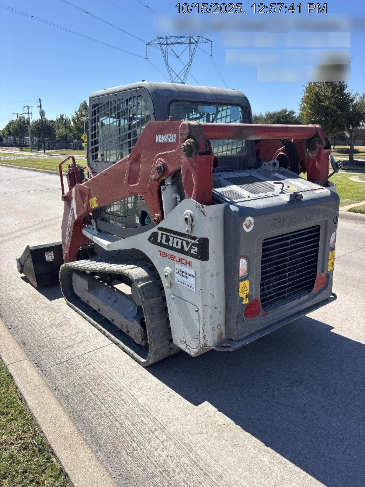 2023 TAKEUCHI TL10V2-CR
