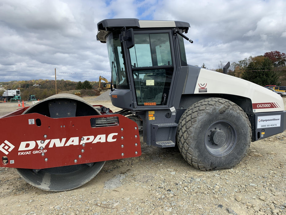2022 DYNAPAC CA2500D