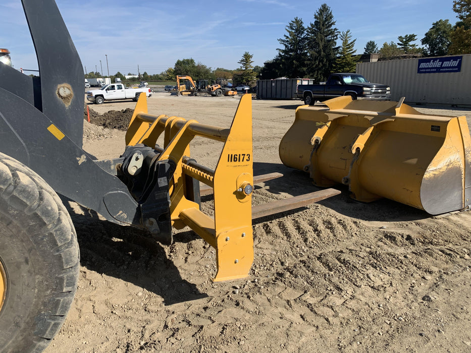 2020 JOHN DEERE 96" Loader Fork Carriage - John Deere