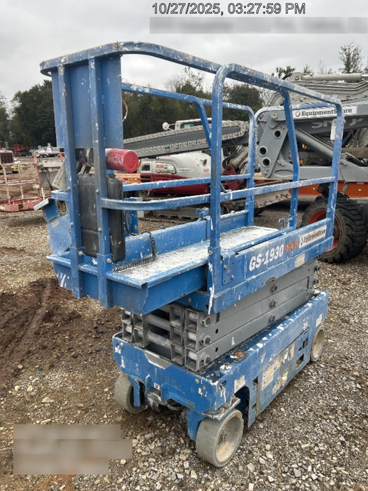 2019 Genie GS-1930 Fixed Rails with Chain Entry