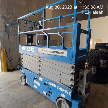 2023 GENIE GS-3232