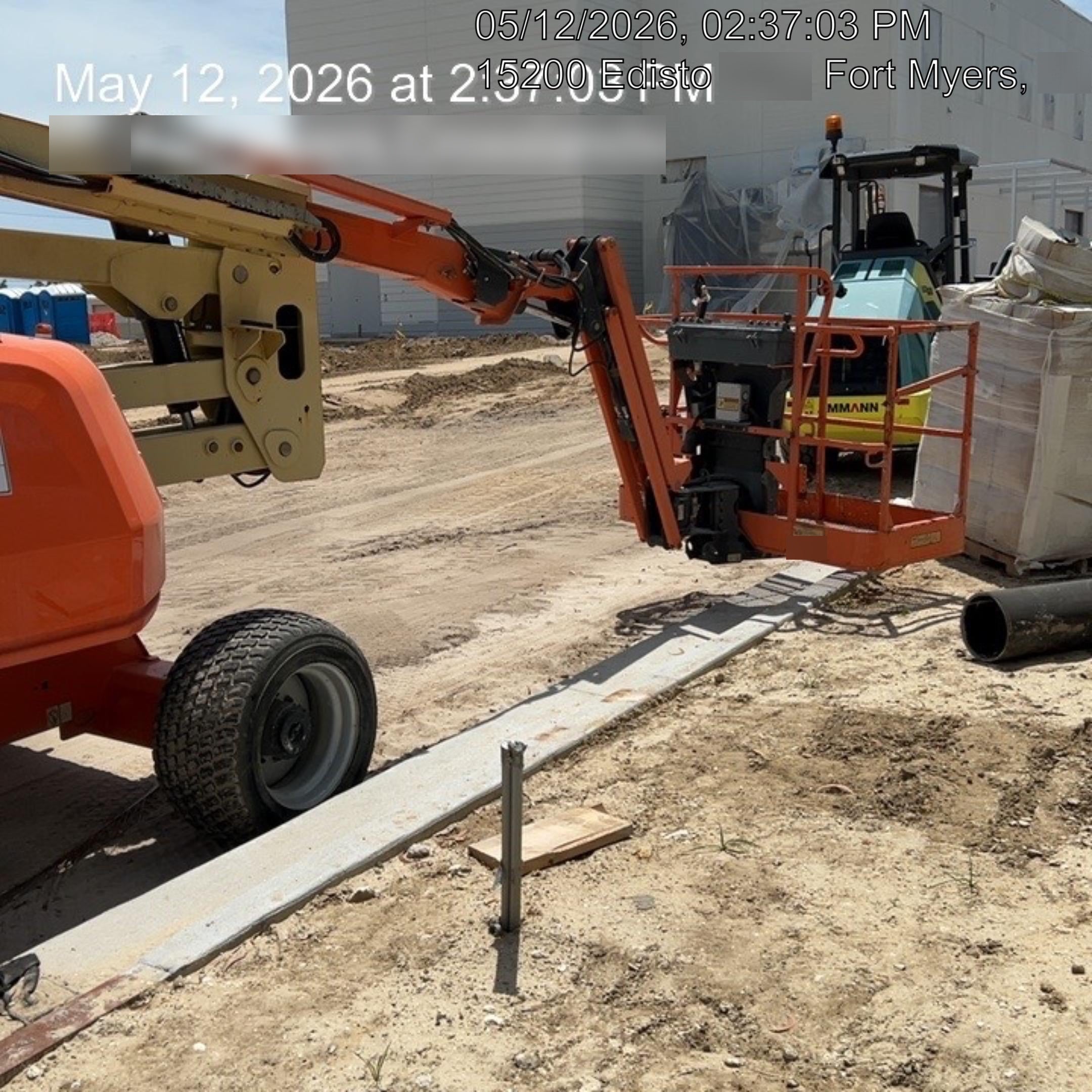2020 JLG 450AJ