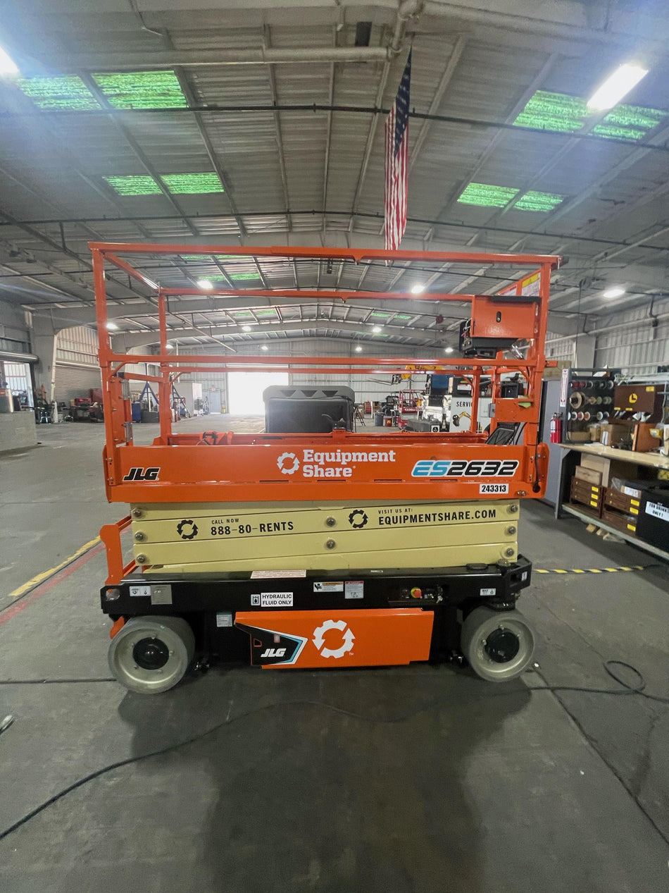 2022 JLG ES2632