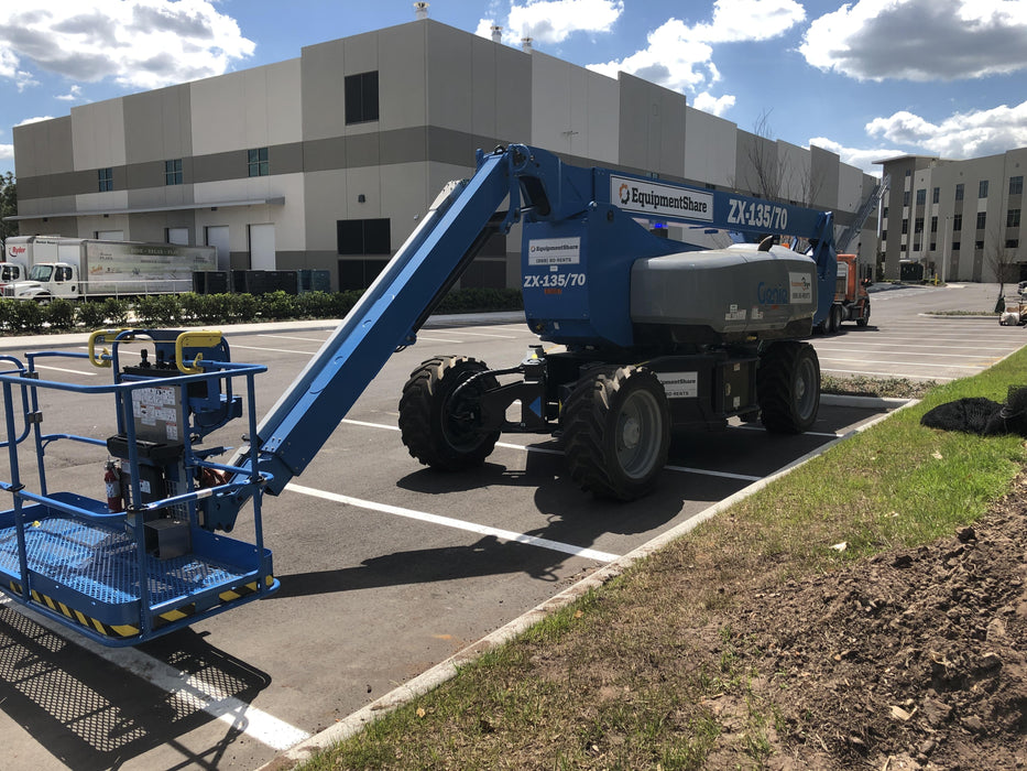 2020 GENIE ZX-135/70