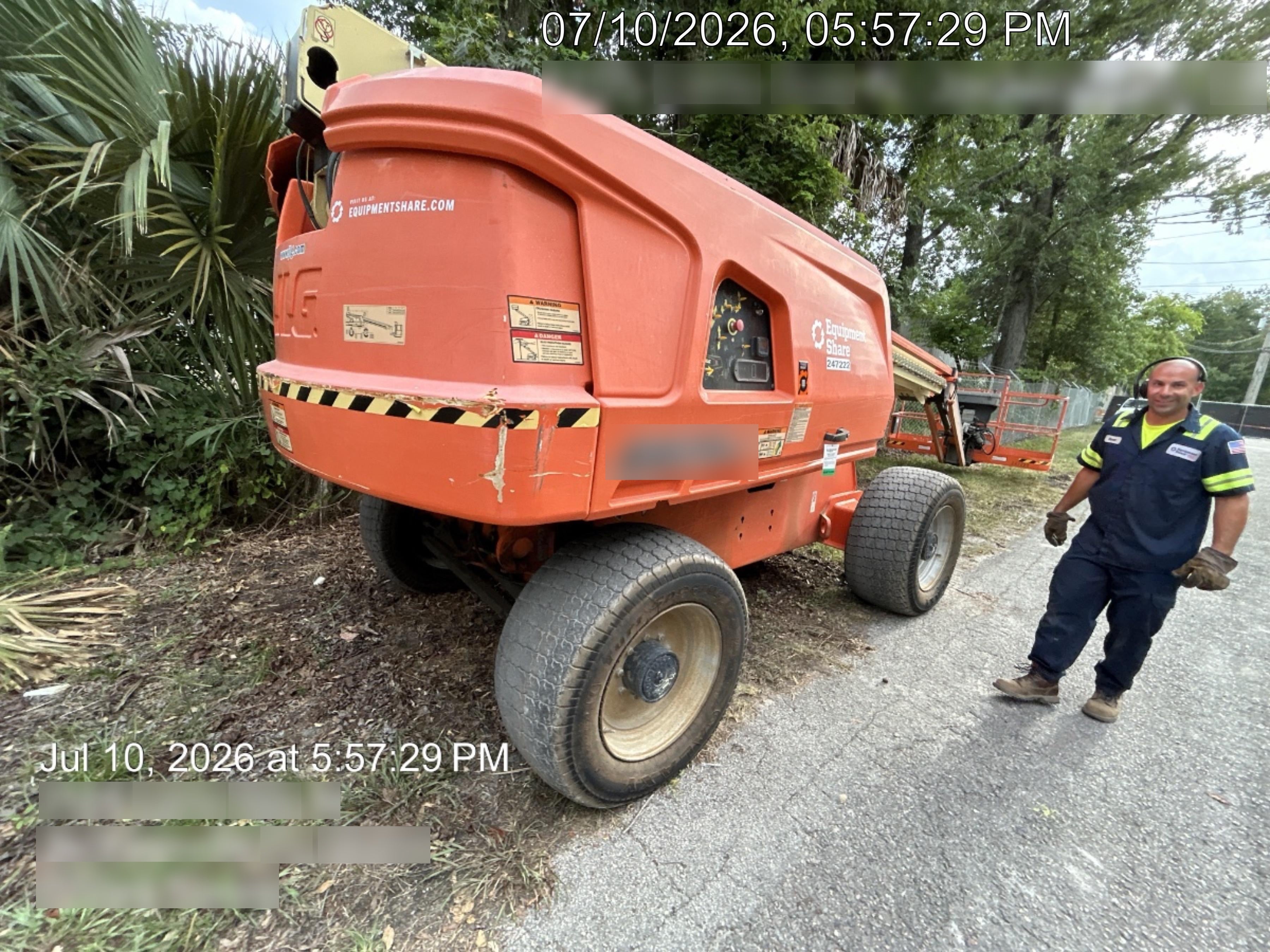 2022 JLG 660SJ