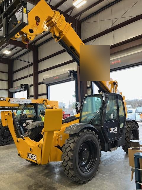 2025 JCB 512-56