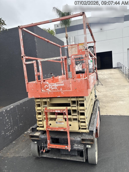 2022 JLG ES3246