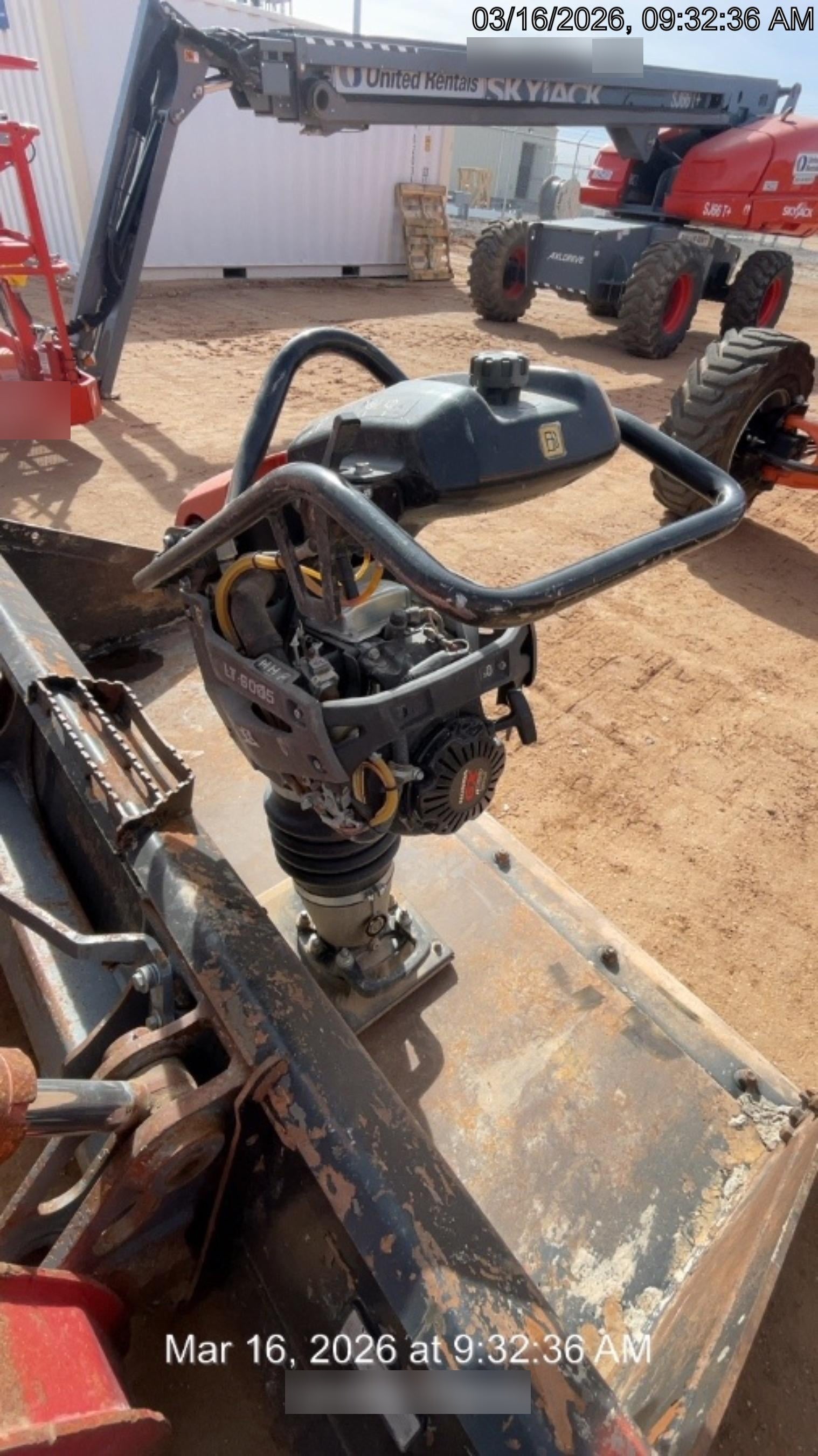 2024 HUSQVARNA LT6005