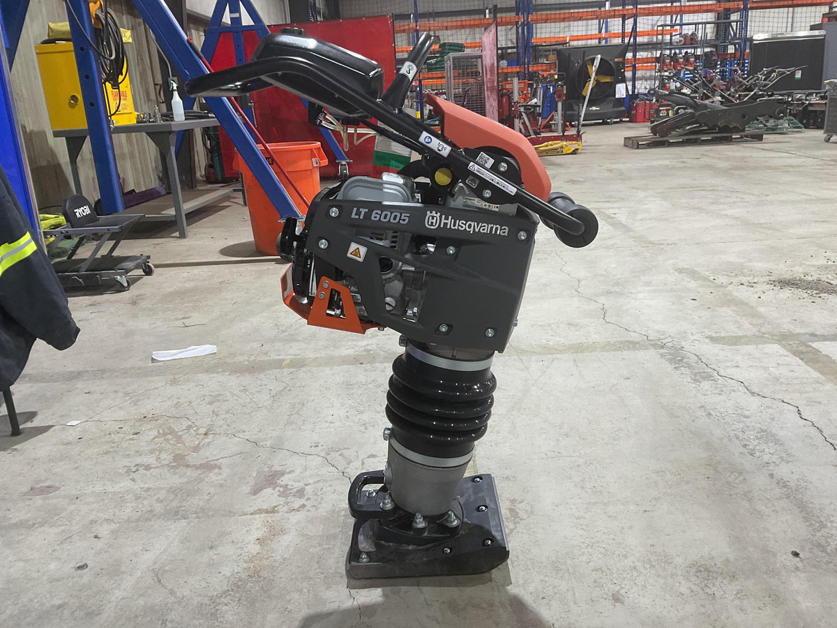 2024 HUSQVARNA LT6005